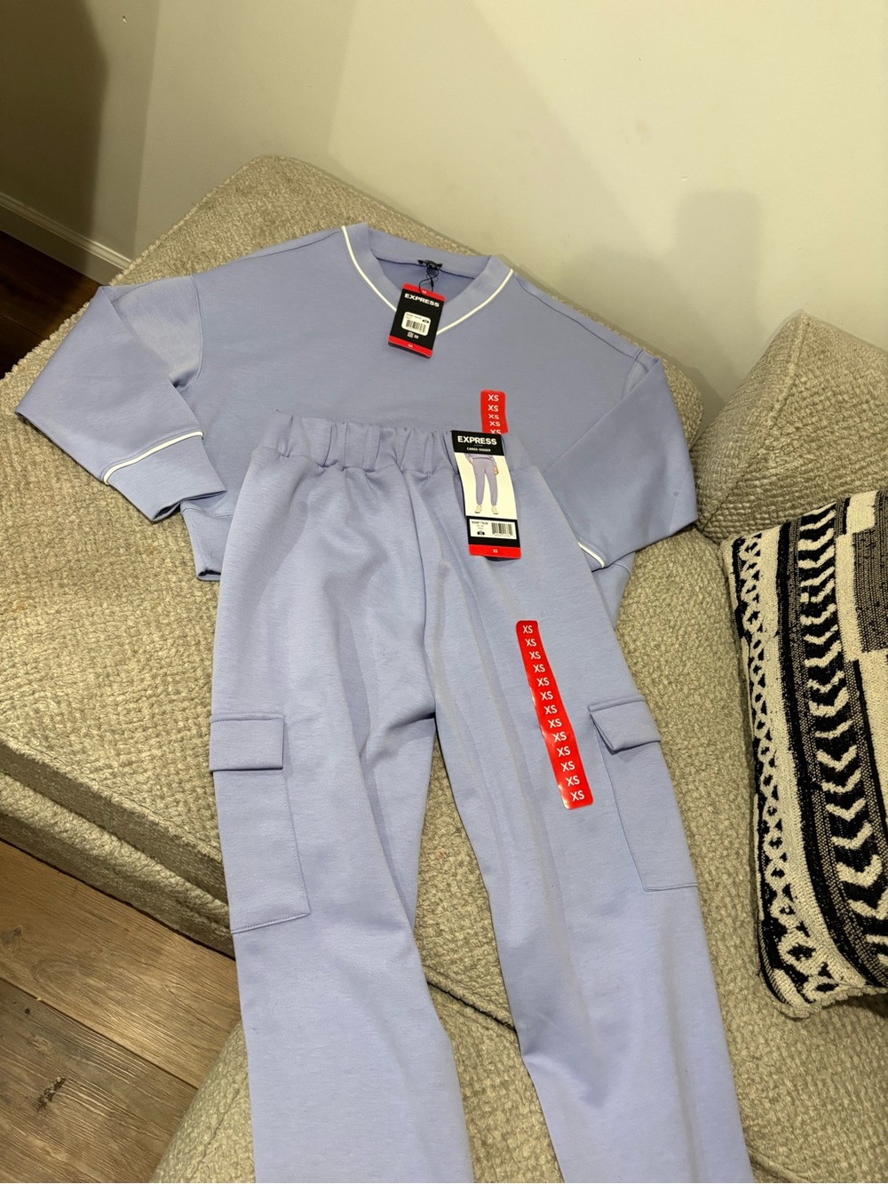 Express Lavender Ribbed Crop Sweatshirt & Cargo Joggers Set - Lavender